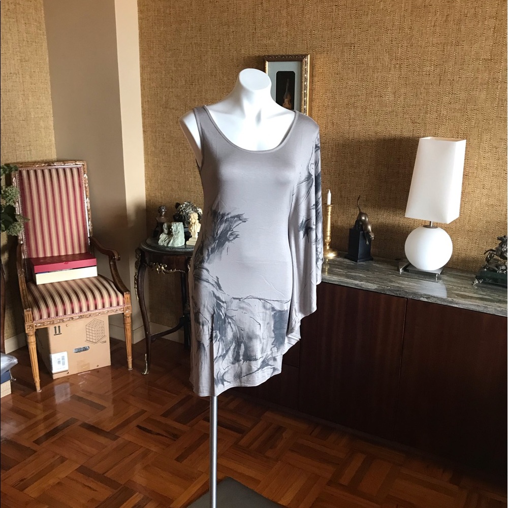 NWT  Women’s  SOPRANO Mini Dress/ Blouse s L USA